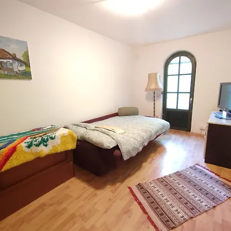 Holiday home Kuca Za Odmor Lisine